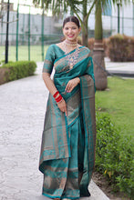 Load image into Gallery viewer, Luxuriant Rama Soft Banarasi Silk Saree With Alluring Blouse Piece ClothsVilla