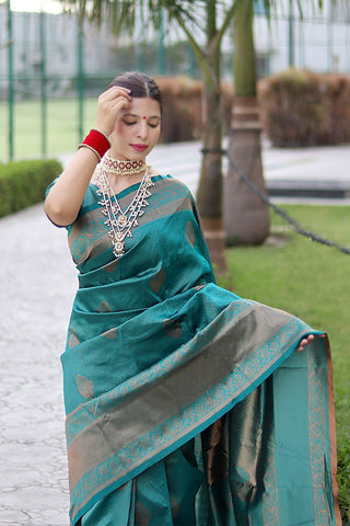 Luxuriant Rama Soft Banarasi Silk Saree With Alluring Blouse Piece ClothsVilla