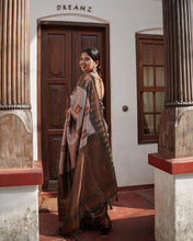 Load image into Gallery viewer, Luxuriant Grey Soft Silk Saree With Panoply Blouse Piece ClothsVilla