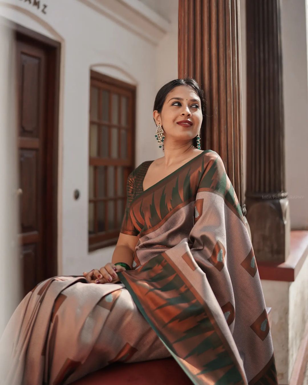 Luxuriant Grey Soft Silk Saree With Panoply Blouse Piece ClothsVilla