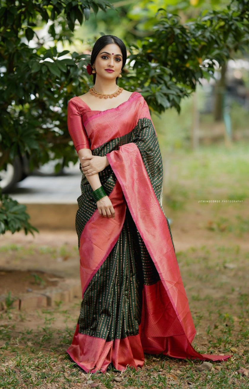 Delectable Green Soft Silk Saree With Confounding Blouse Pie