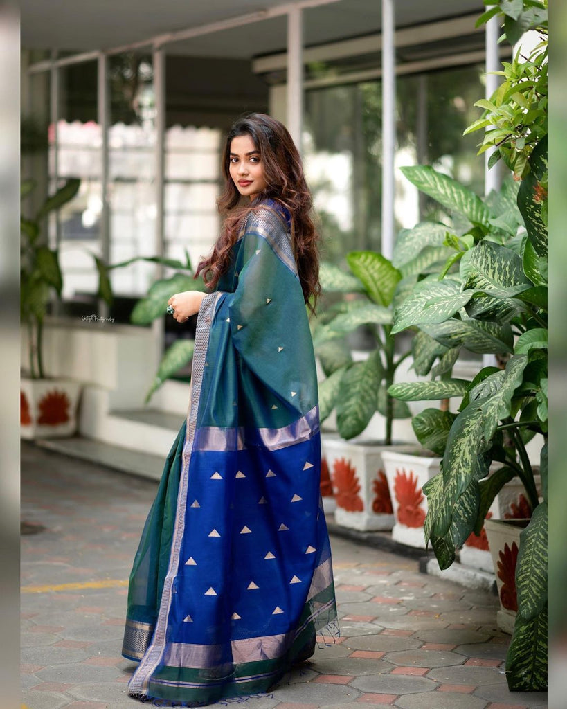 Outstanding Rama Soft Silk Saree With Snazzy Blouse Piece ClothsVilla