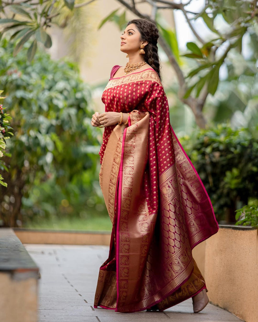 Super classy Maroon Soft Banarasi Silk Saree With Adoring Blouse Piece ClothsVilla