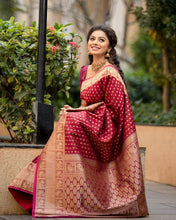 Load image into Gallery viewer, Super classy Maroon Soft Banarasi Silk Saree With Adoring Blouse Piece ClothsVilla