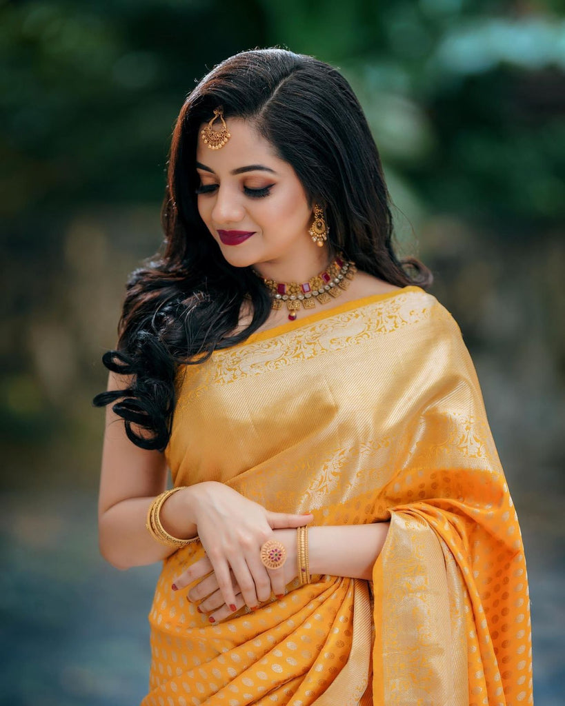 Beleaguer Yellow Soft Banarasi Silk Saree With Breathtaking Blouse Piece ClothsVilla