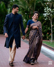 Load image into Gallery viewer, Beauteous Navy Blue Soft Silk Saree With Hypnotic Blouse Piece ClothsVilla