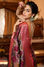 Load image into Gallery viewer, Groovy Purple Organza Silk Saree With Designer Blouse Piece Bvipul