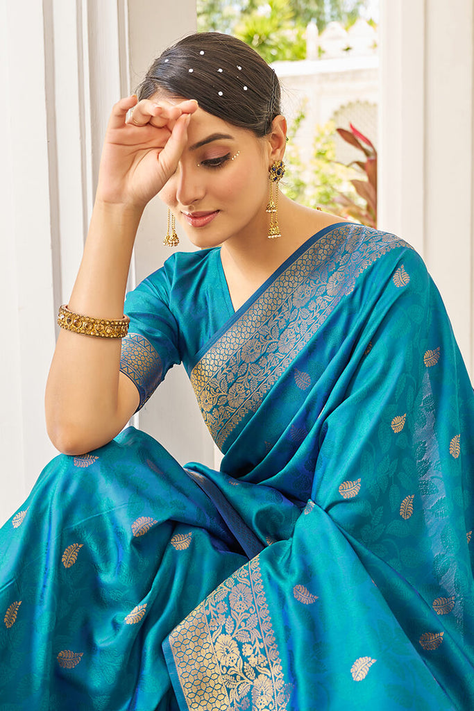 Elision Firozi Kanjivaram Silk Saree With Comely Blouse Piece Bvipul