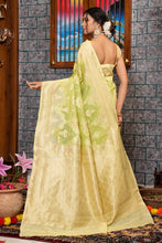 Load image into Gallery viewer, Trendy Mehndi Linen Cotton Silk Saree With Flattering Blouse Piece Bvipul