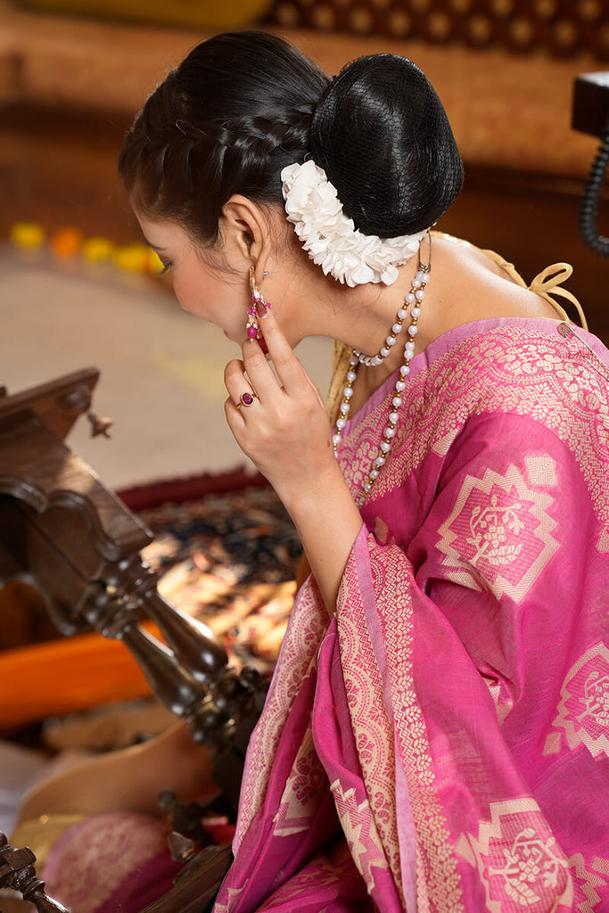 Attractive Dark Pink Linen Silk Saree With Refreshing Blouse Piece Bvipul