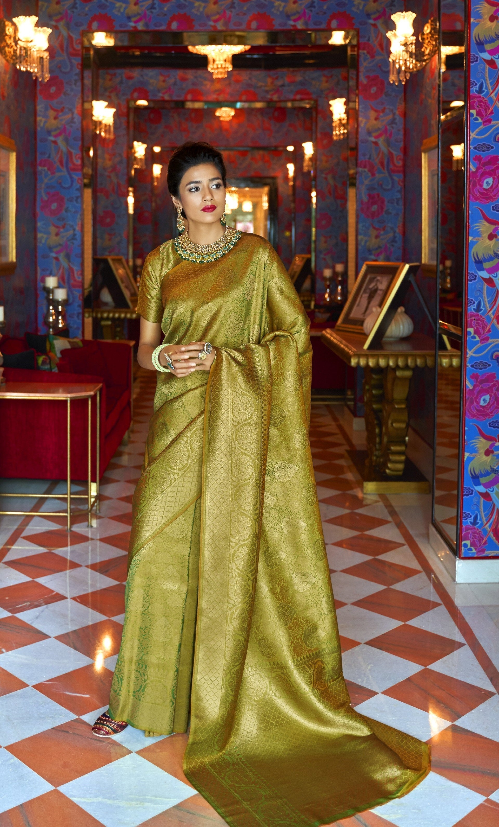 Woebegone Green Kanjivaram Silk Saree With Outstanding Blouse Piece Bvipul Main image