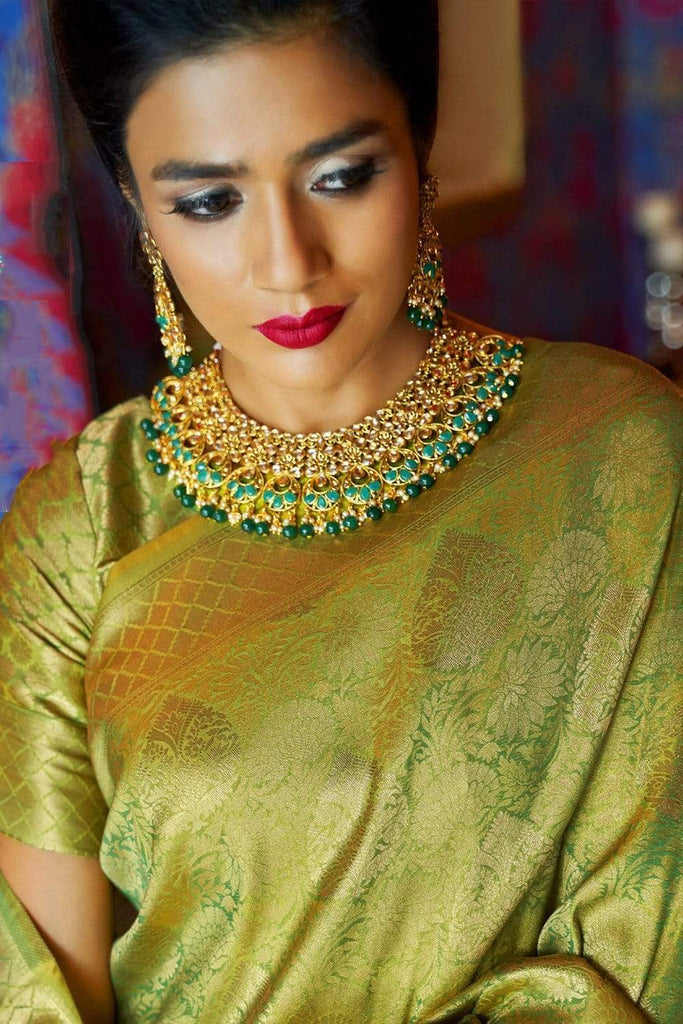 Woebegone Green Kanjivaram Silk Saree With Outstanding Blouse Piece Bvipul