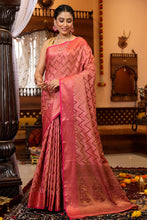 Load image into Gallery viewer, Beauteous Pink Soft Banarasi Silk Saree With Divine Blouse Piece Bvipul