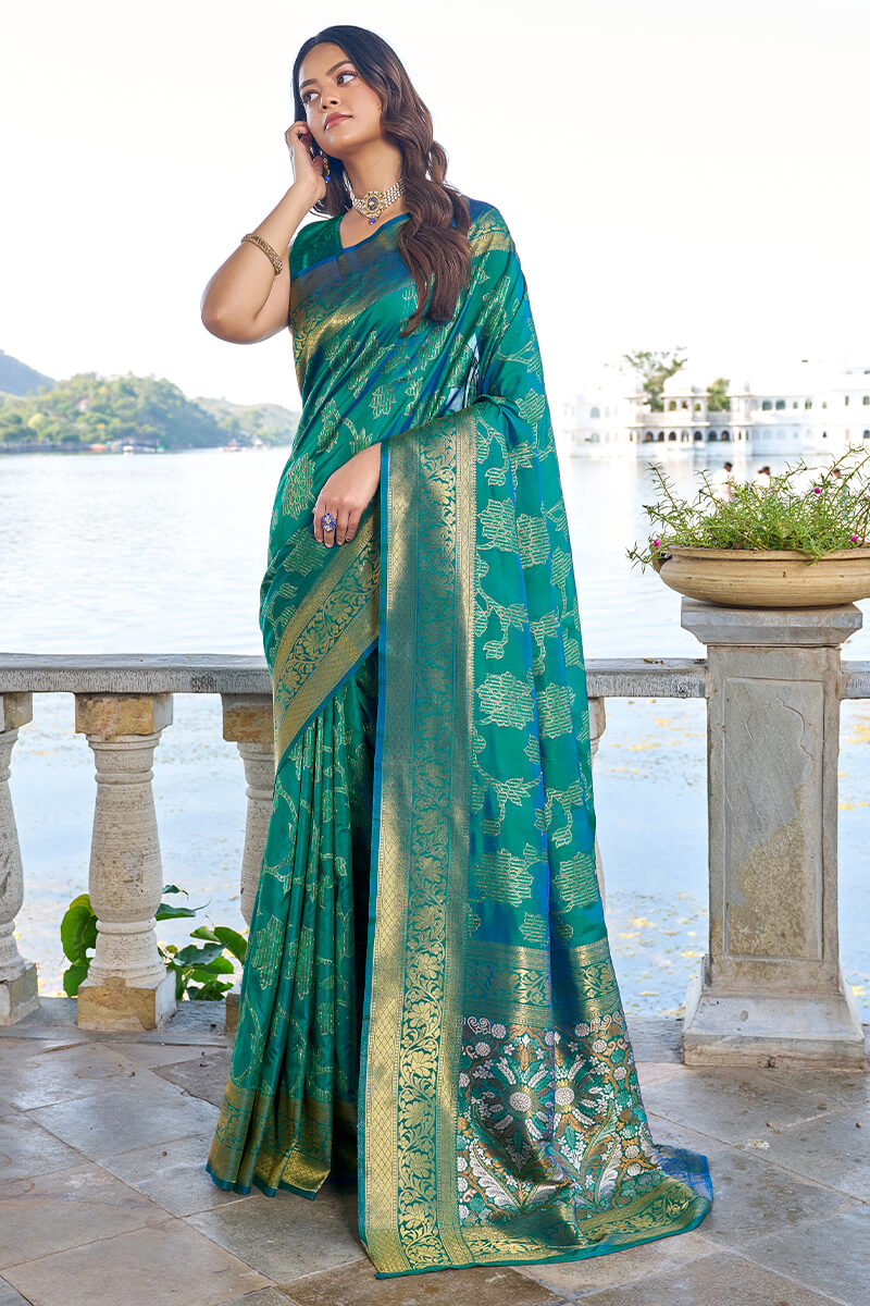 Jazzy Rama Kanjivaram Silk Saree With Engaging Blouse Piece Bvipul