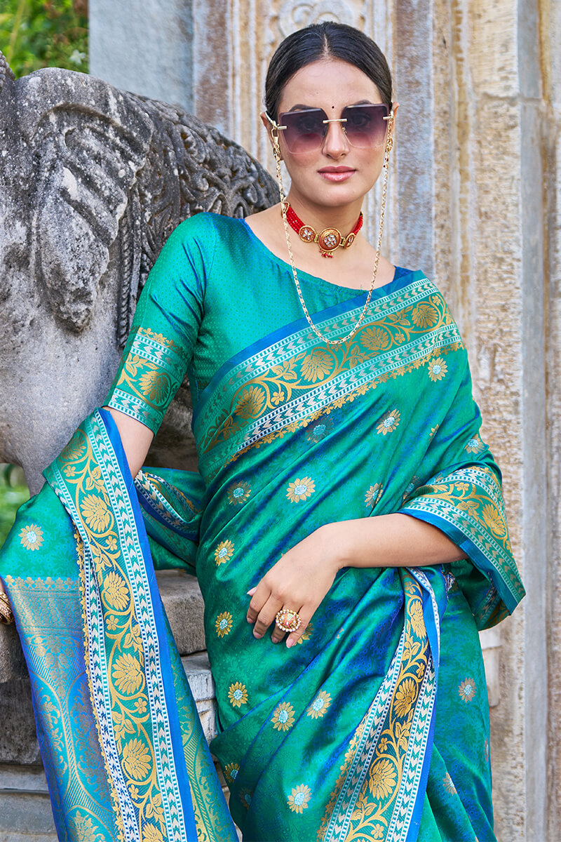 Arresting Rama Kanjivaram Silk Saree With Palimpsest Blouse Piece Bvipul