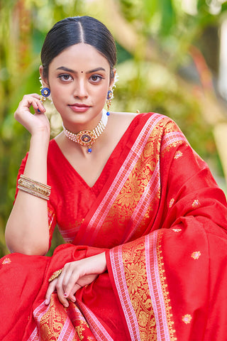 Ethnic Red Kanjivaram Silk Saree With Confounding Blouse Piece Bvipul