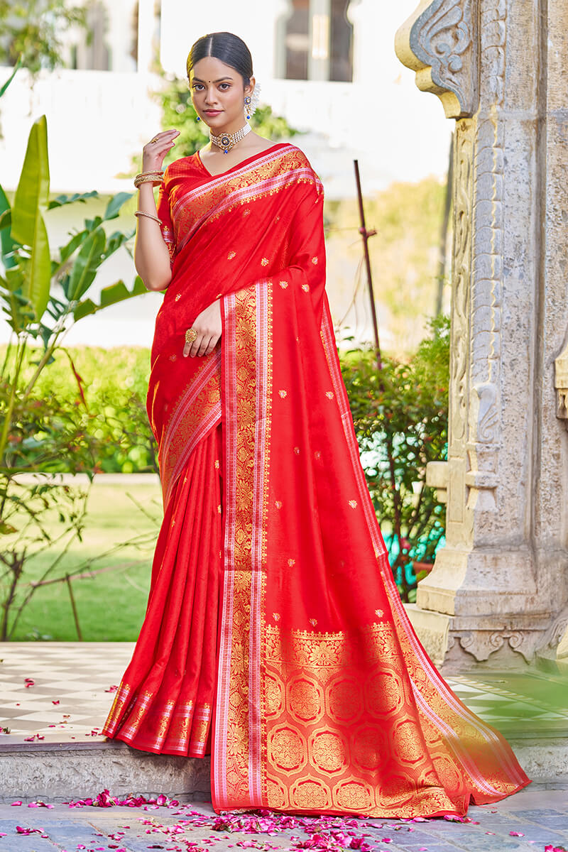Ethnic Red Kanjivaram Silk Saree With Confounding Blouse Piece Bvipul