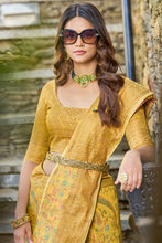 Load image into Gallery viewer, Desuetude Yellow Pashmina saree With Ratatouille Blouse Piece Bvipul