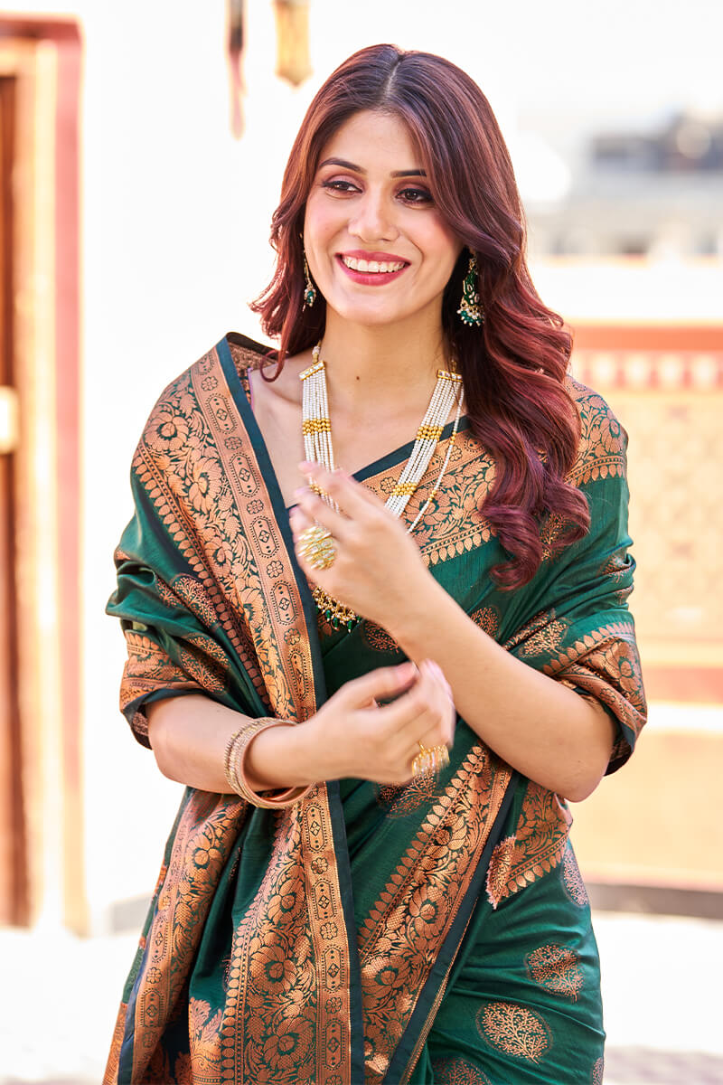 Blooming Dark Green Banarasi Silk Saree With Engrossing Blouse Piece Bvipul