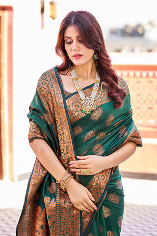 Blooming Dark Green Banarasi Silk Saree With Engrossing Blouse Piece Bvipul