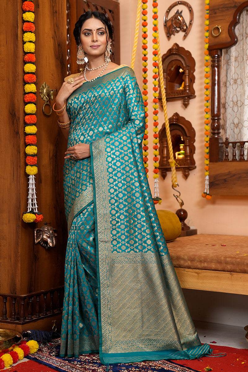 Elegant Firozi Kanjivaram Silk With Trendy Blouse Piece Bvipul