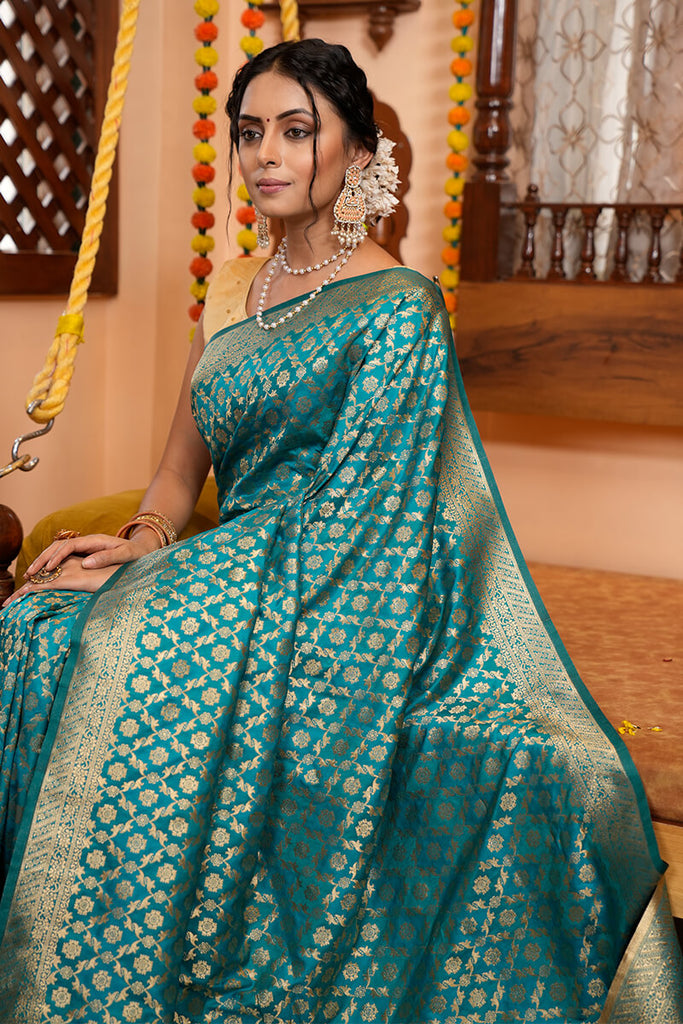 Elegant Firozi Kanjivaram Silk With Trendy Blouse Piece Bvipul