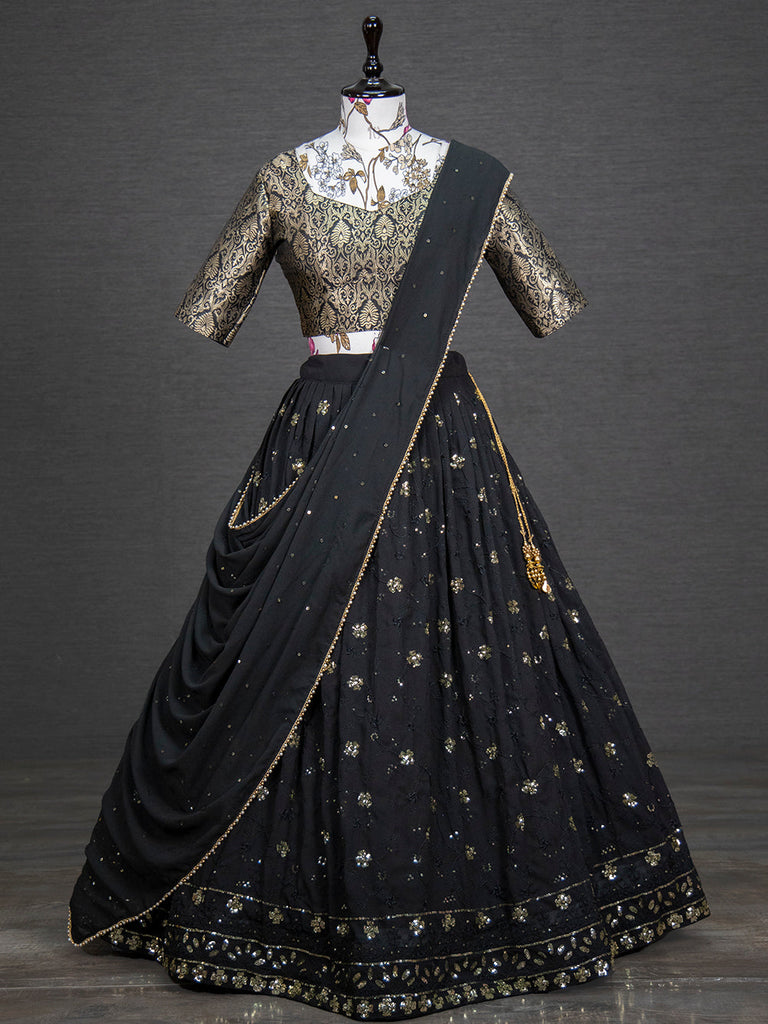 Black Color Alluring Net Fabric Sangeet Wear Lehenga With Embroidered