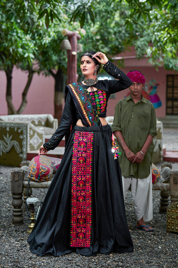 Indian designer black lehenga choli with designer blouse for wedding  outfits | Black lehenga, Simple lehenga, Beautiful dress designs