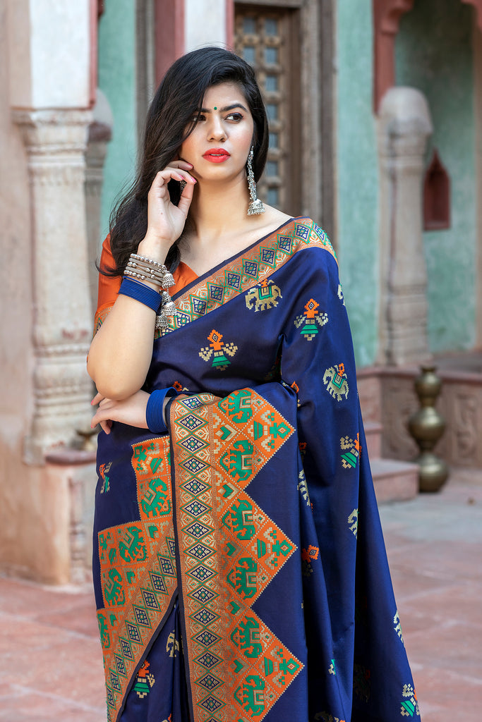 Designer Patola Silk Traditional Saree With Rich Pallu And Zari Woven Work Saree For Women | Wedding Wear Party Wear Indian Saree ClothsVilla