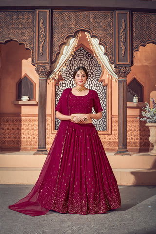 Designer Lehenga Choli For Women Party Wear Bollywood Lengha Sari, Indian Wedding Wear Embroidery Custom Stitched Lehenga With Dupatta, Dress ClothsVilla