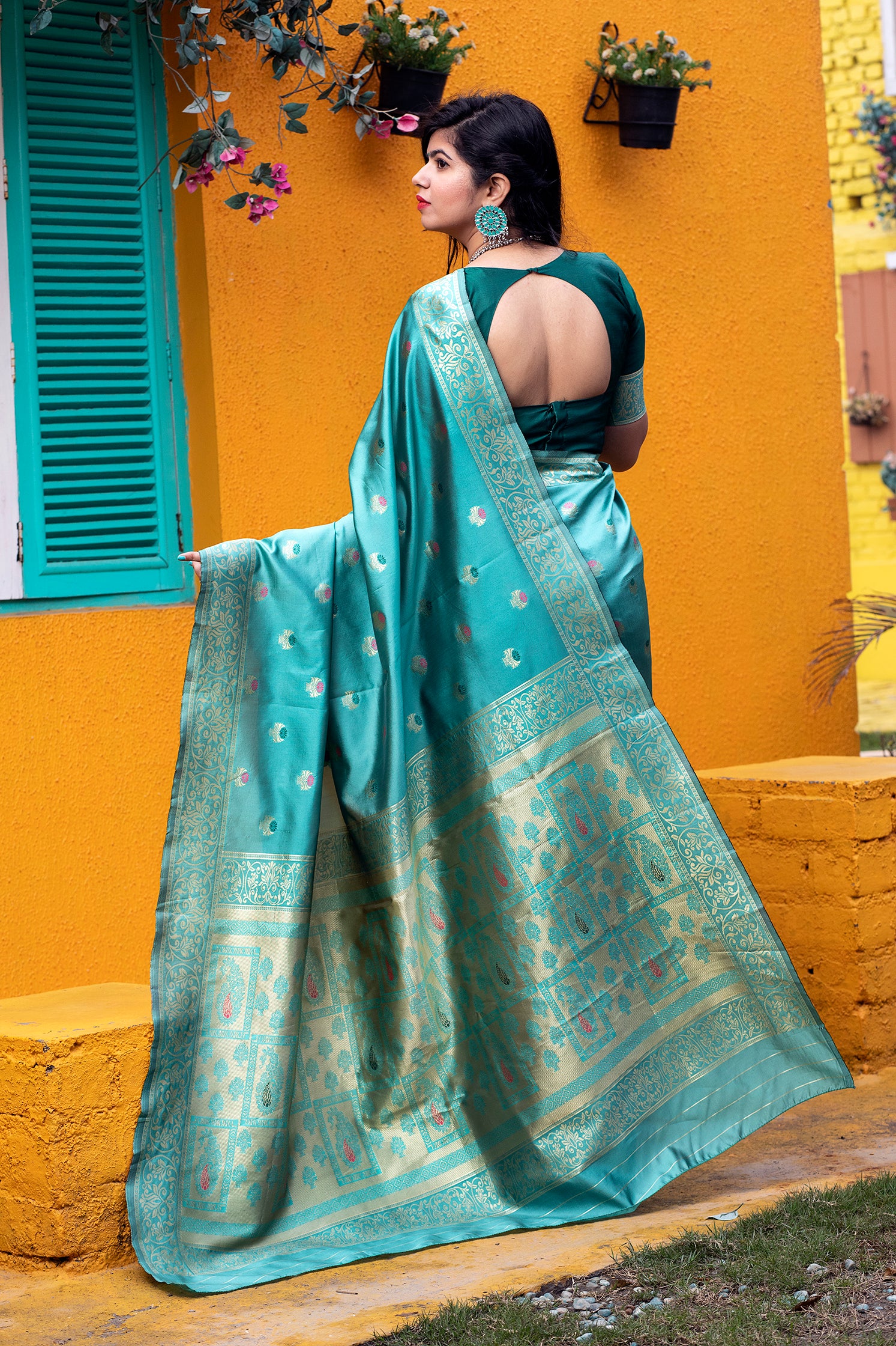 Green Golden Banarasi Silk Festival Wear Saree With Blouse ClothsVilla