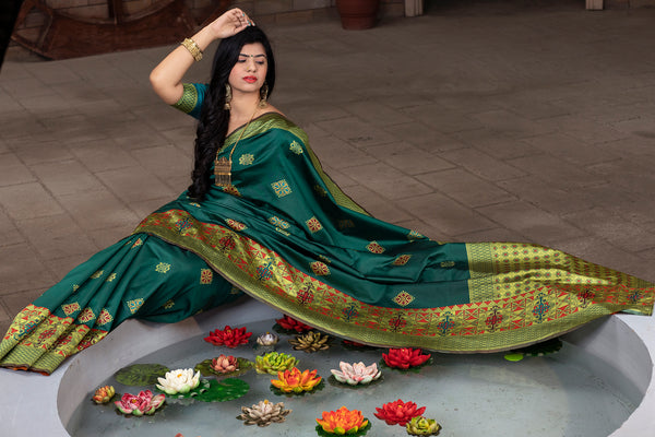 Green Heavy Bordered Banarasi Silk Wedding Wear Saree With Blouse ClothsVilla