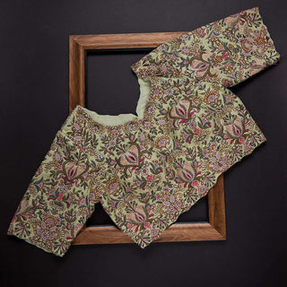 Green Saree in Organza With Resham and Embroidery Work Clothsvilla