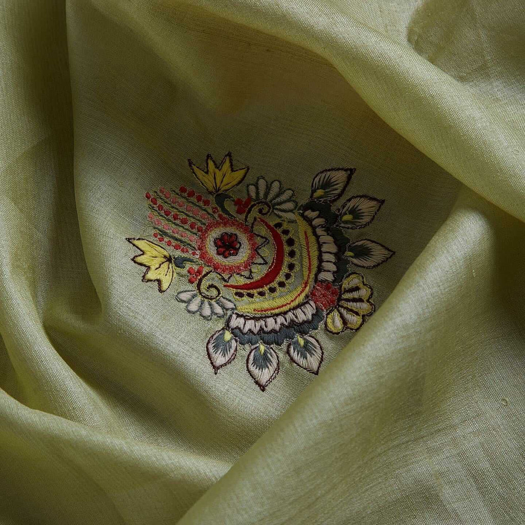 Green Saree in Organza With Resham and Embroidery Work Clothsvilla