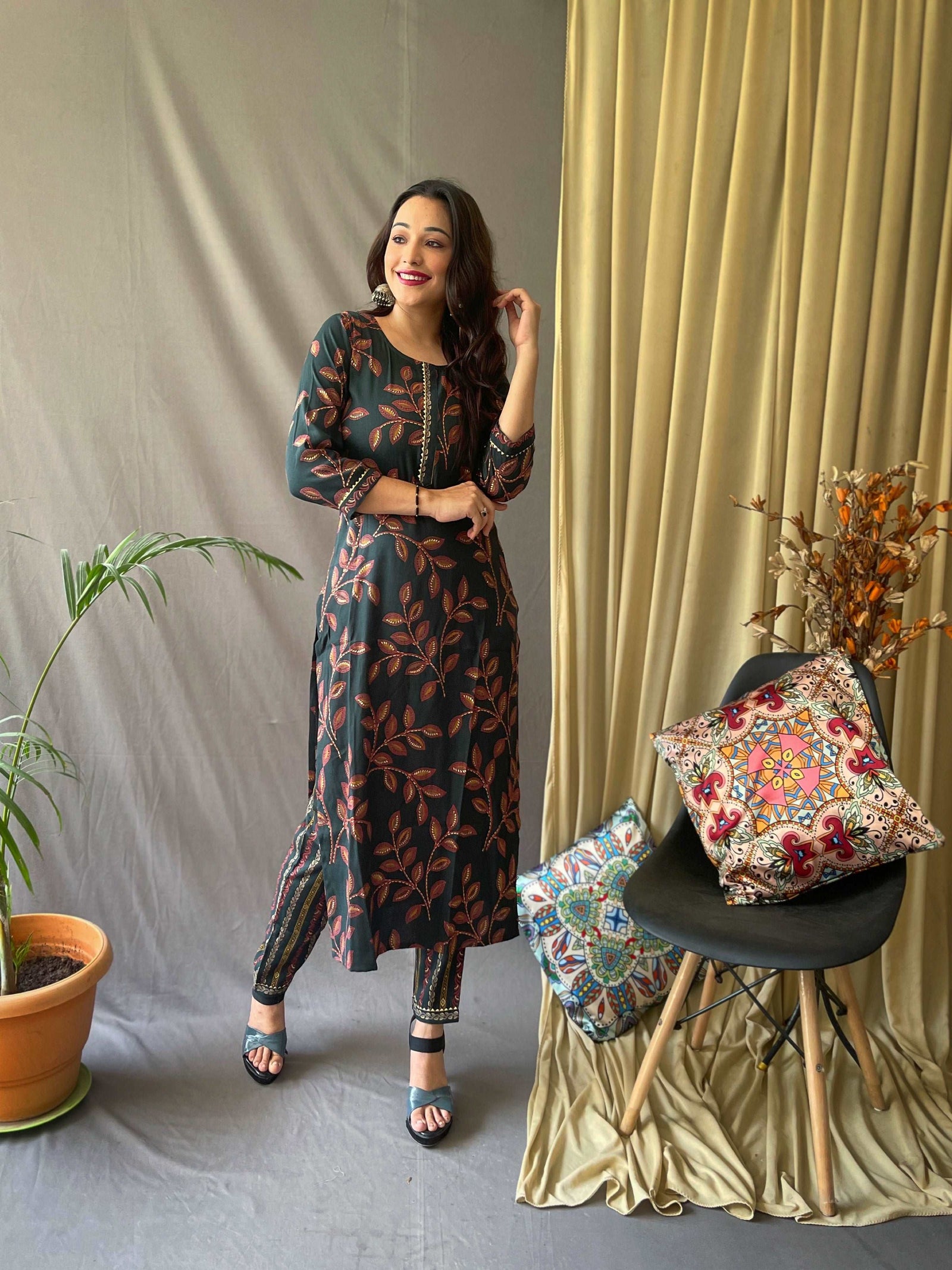 Ethnic Floral Printed Cotton Kurti with Pant Bottle Green Clothsvilla