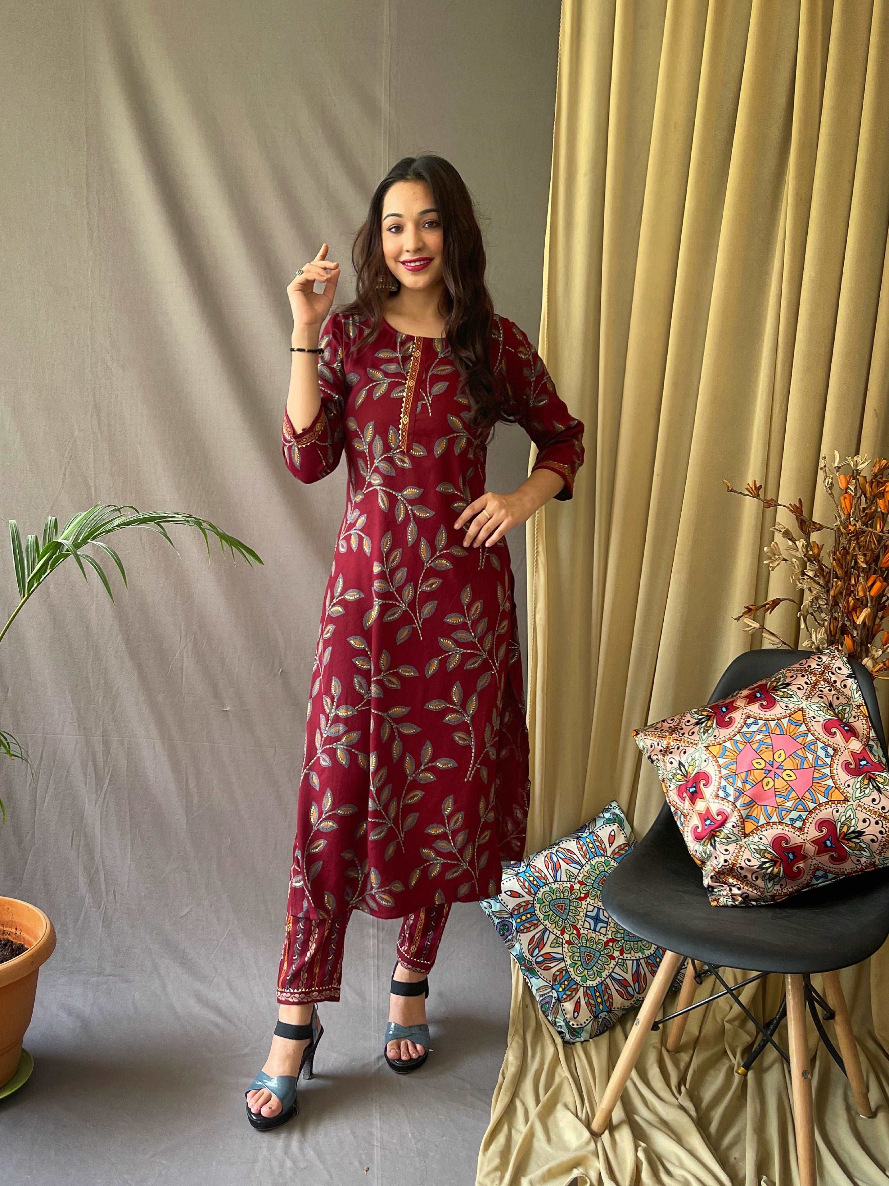 Ethnic Floral Printed Cotton Kurti with Pant Maroon Clothsvilla Main image