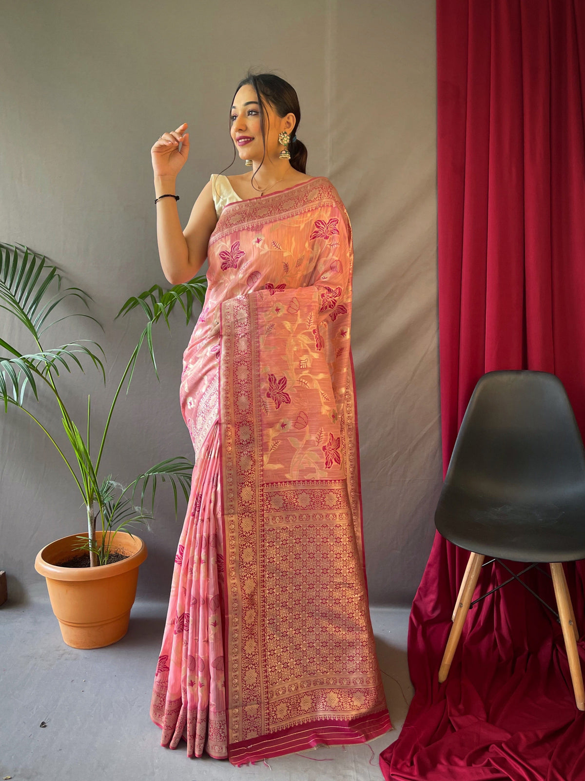 Mogra Cotton Linen Slub Jaal Woven Saree Rose Pink Clothsvilla Main image