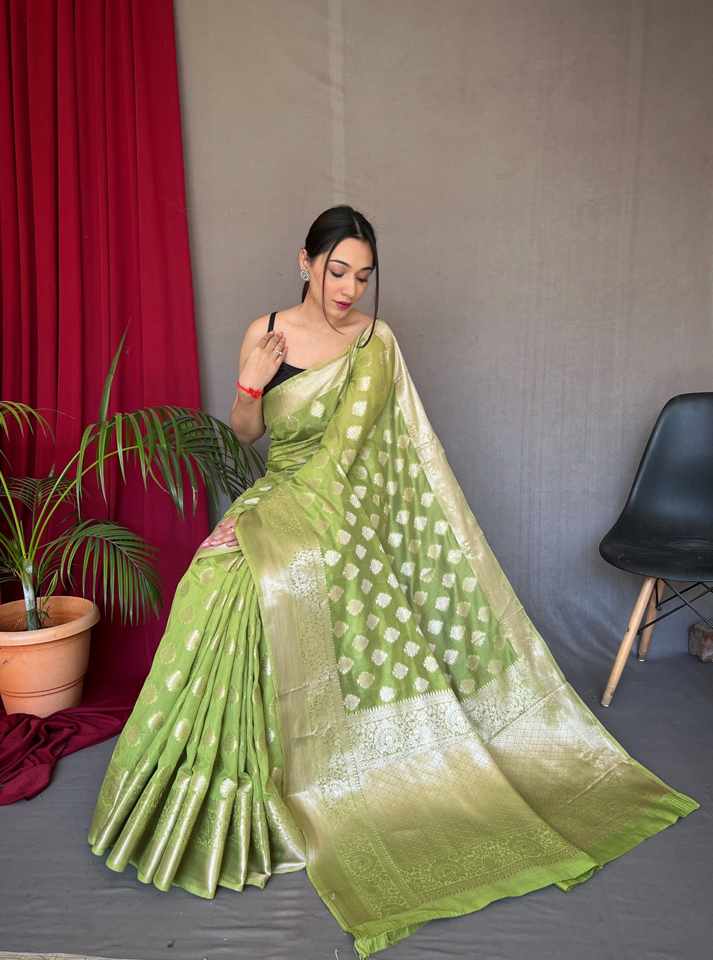 Parrot Green Man Mohini Cotton Muslin Woven Saree Clothsvilla