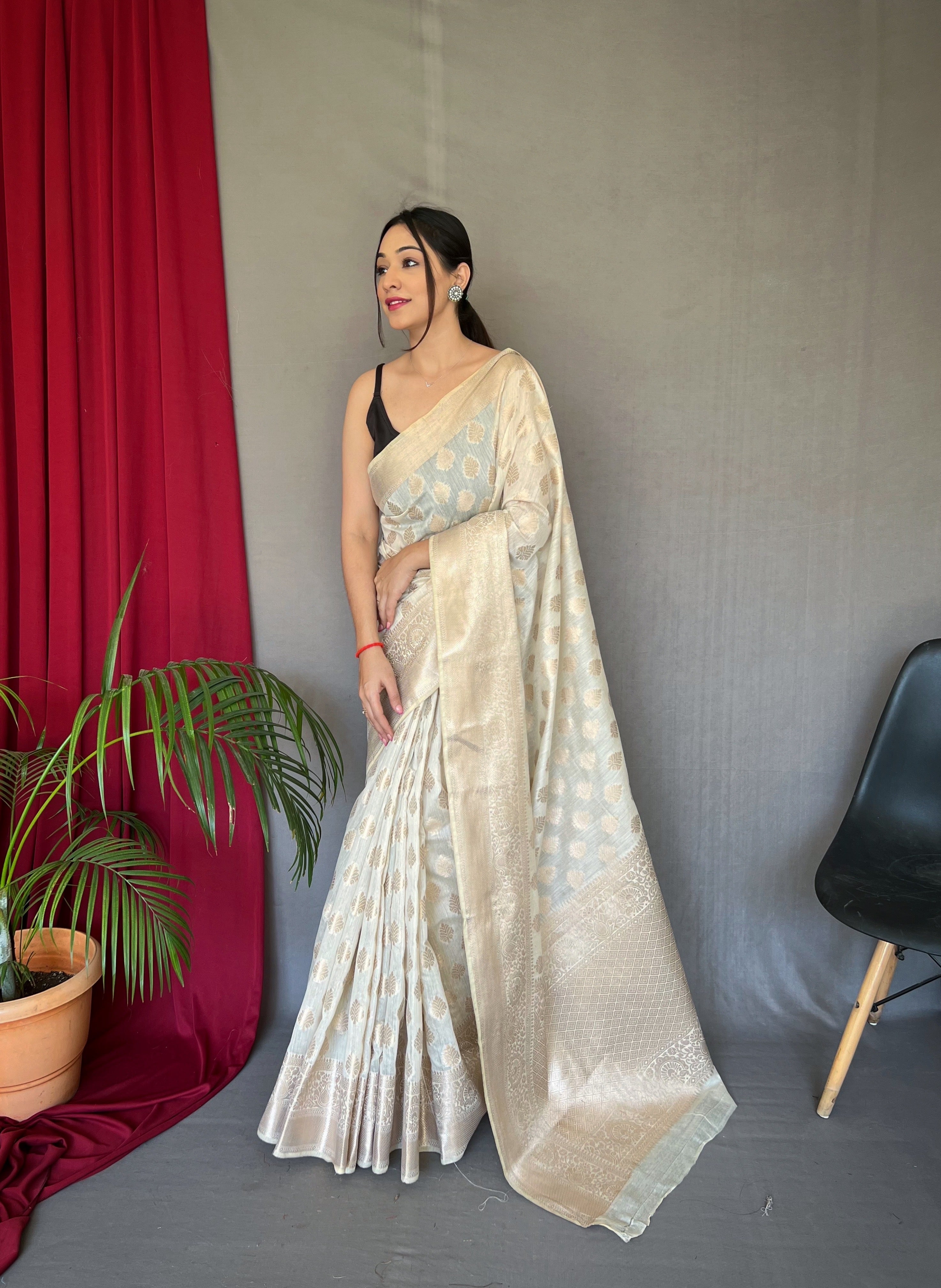 Ivory Man Mohini Cotton Muslin Woven Saree Clothsvilla Main image
