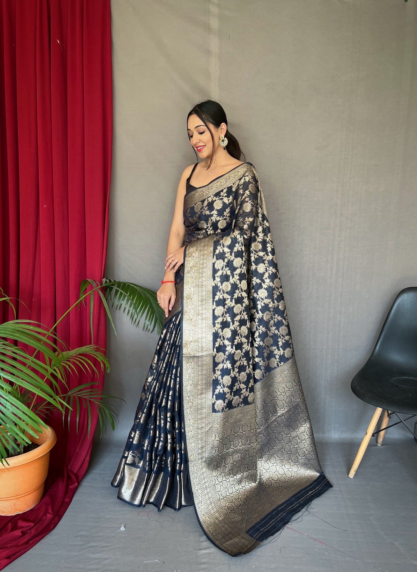Navy Blue Jhalak Cotton Linen Jaal Woven Saree Clothsvilla