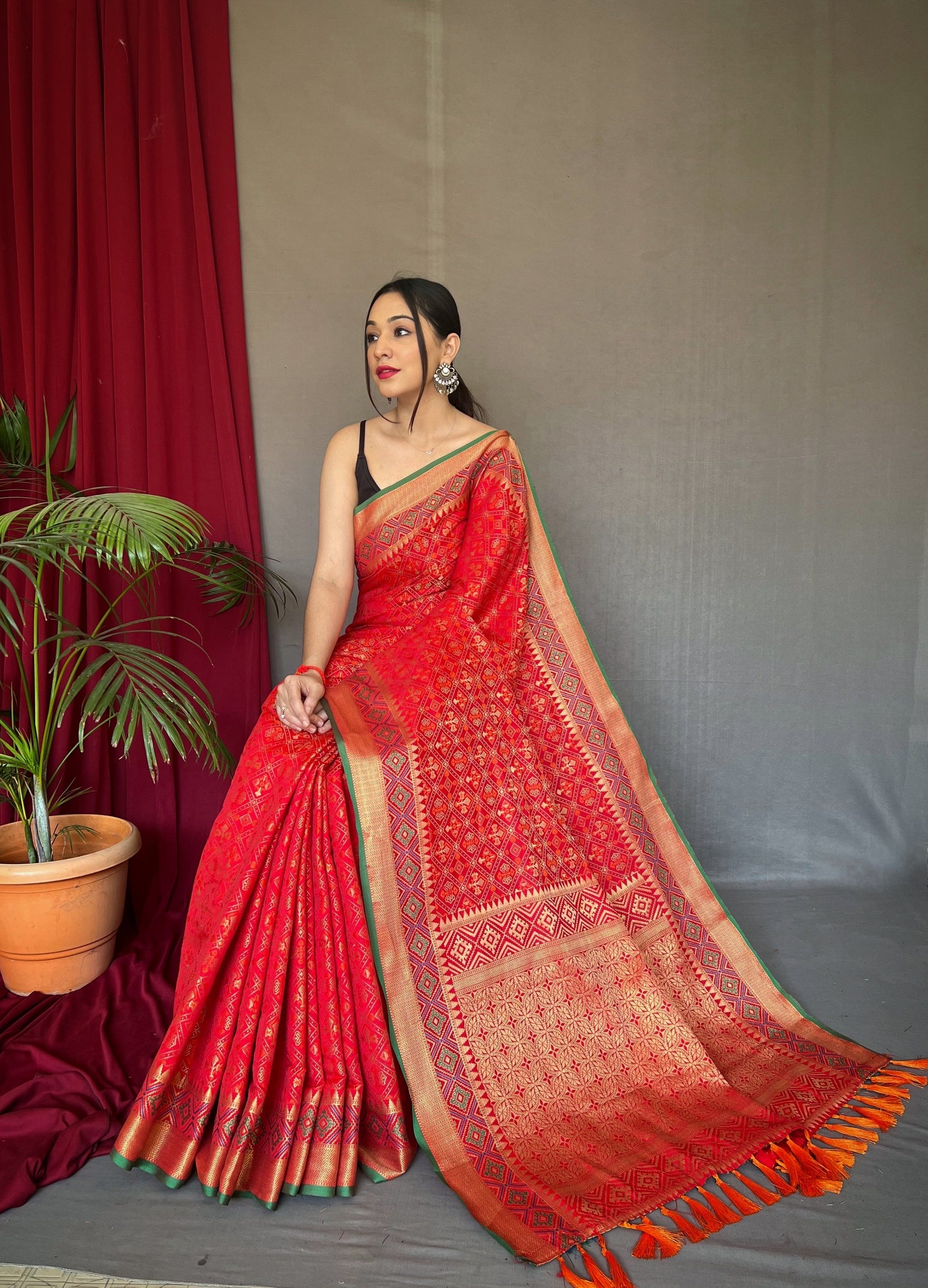 Red Rajkoti Patola Silk Woven Saree Clothsvilla