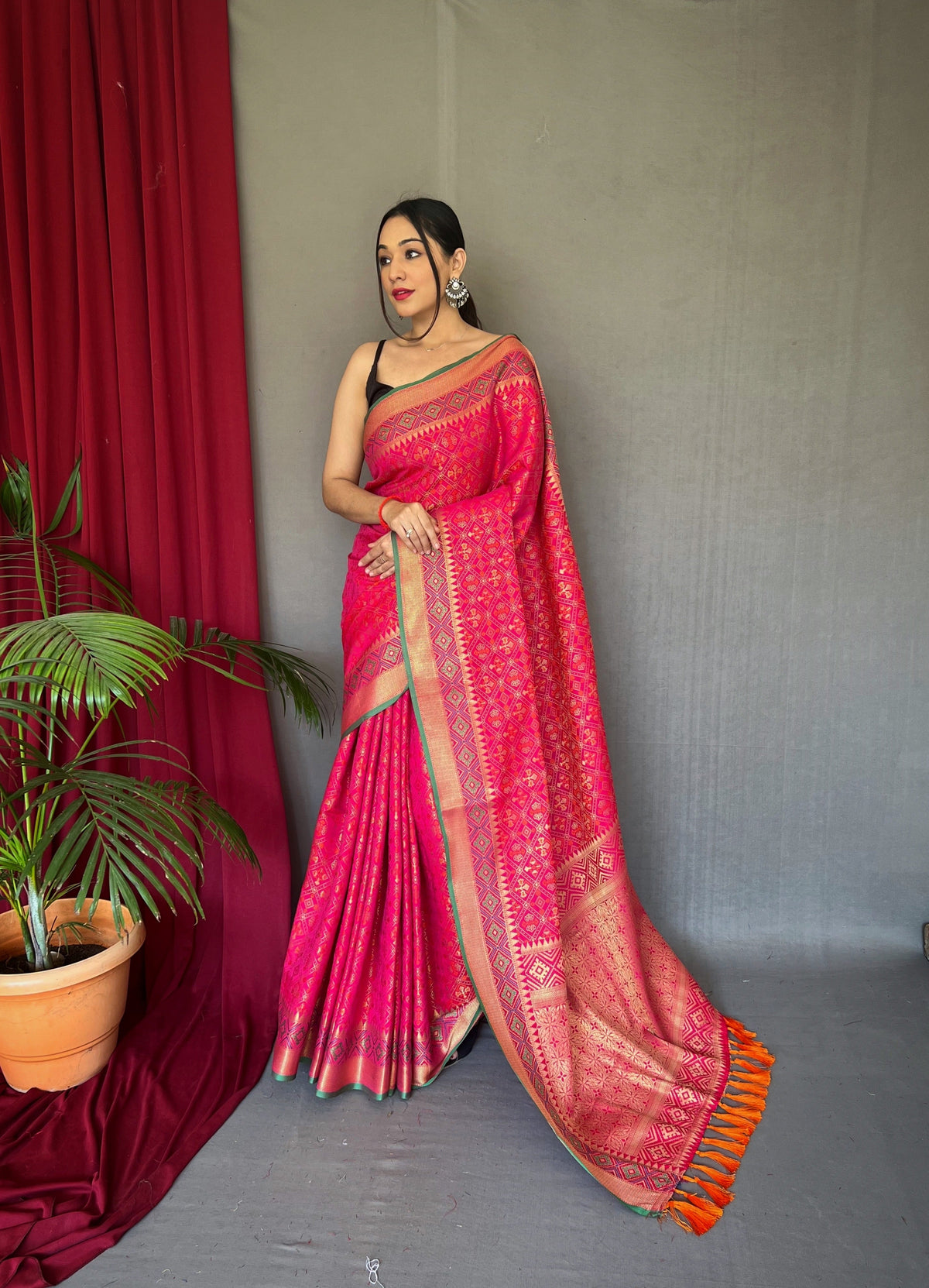 Pink Rajkoti Patola Silk Woven Saree Clothsvilla Main image
