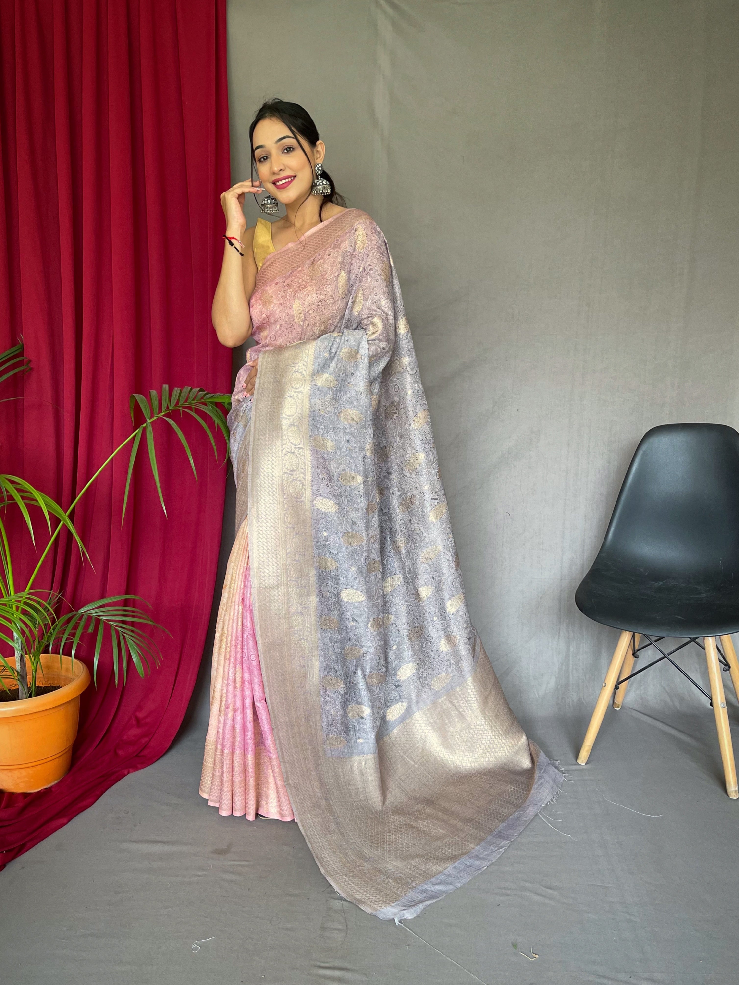 Pink Grey Banarasi Silk Dual Tone Woven Saree with Self Prints Clothsvilla Main image