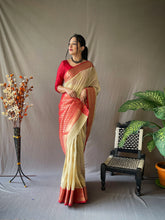 Load image into Gallery viewer, Linen Chaap Woven Saree Ivory White Clothsvilla