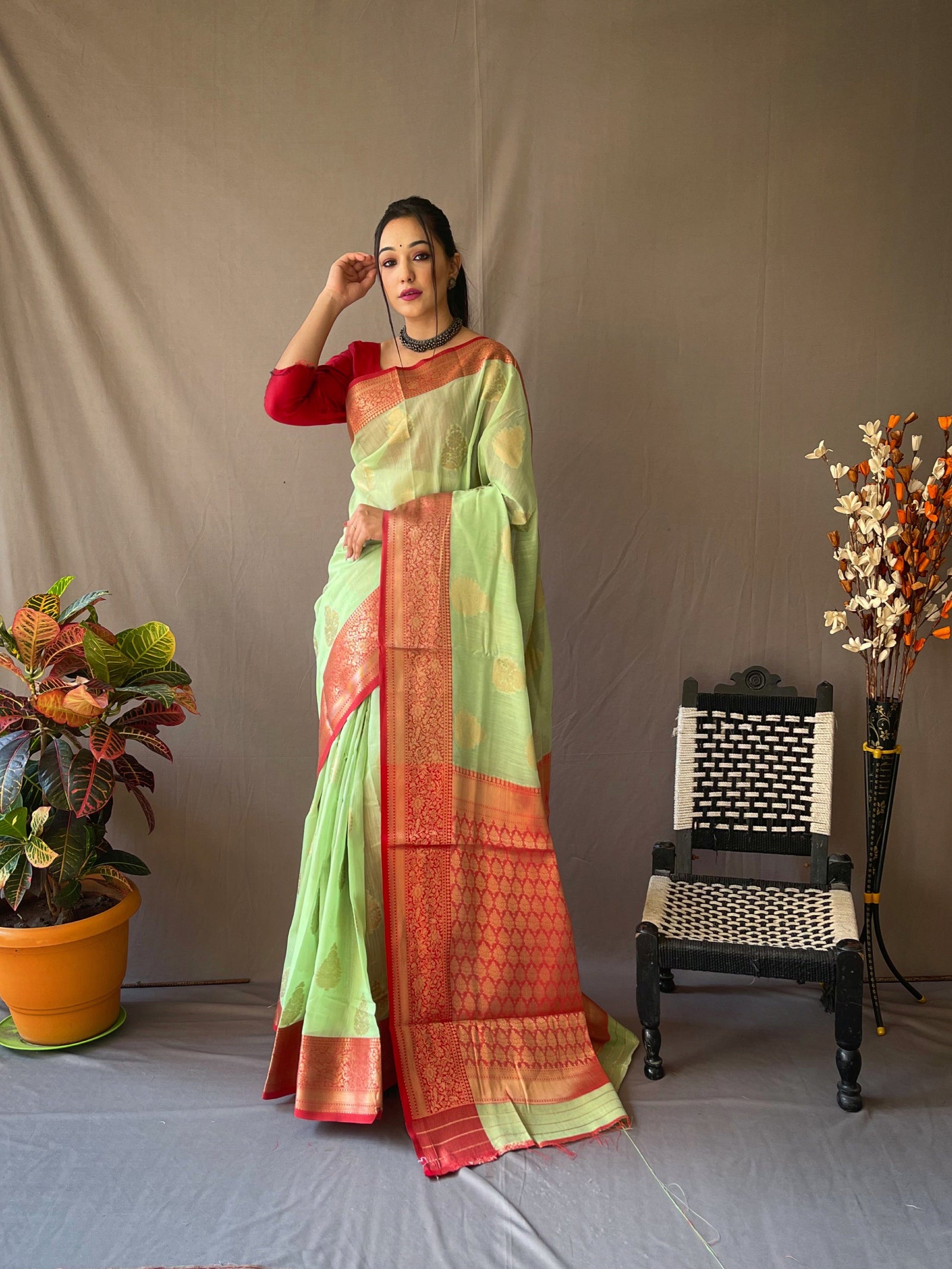 Linen Chaap Woven Saree Pistachio Green Clothsvilla