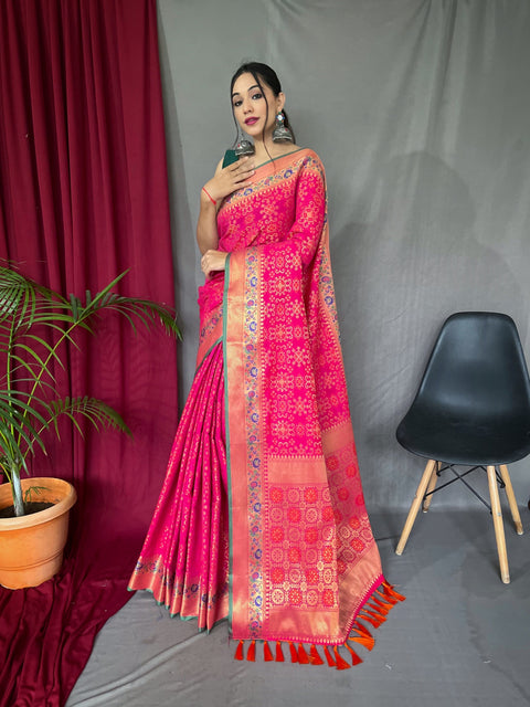 Bandhej Patola Silk Woven Saree Hot Pink Clothsvilla Main image