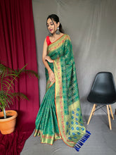 Load image into Gallery viewer, Bandhej Patola Silk Woven Saree Green Clothsvilla