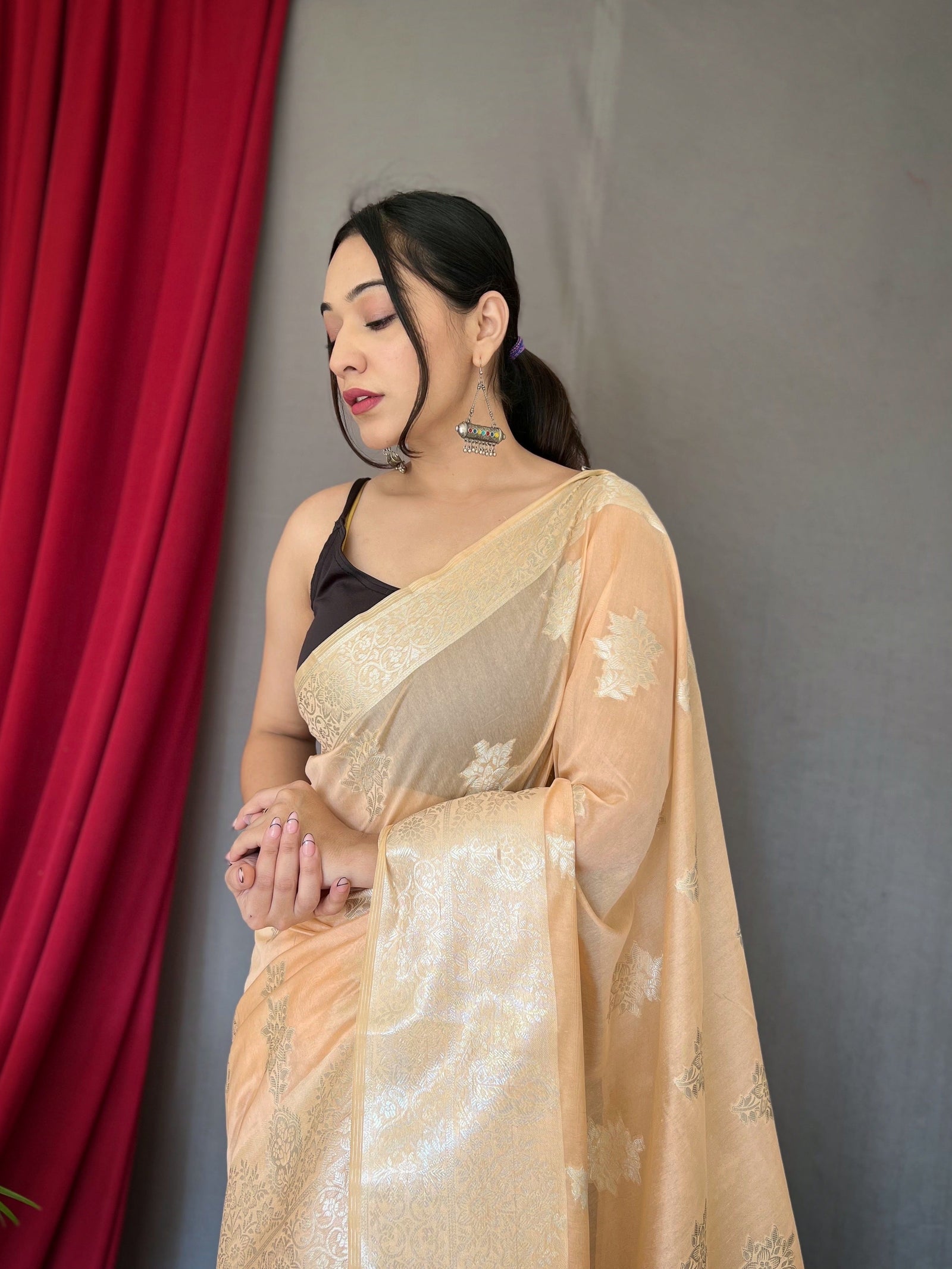 Saanvi Cotton Rose Gold Woven Saree Peach Clothsvilla