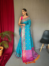 Load image into Gallery viewer, Rangeen Patola Contrast Woven Silk Saree Deep Aqua Clothsvilla