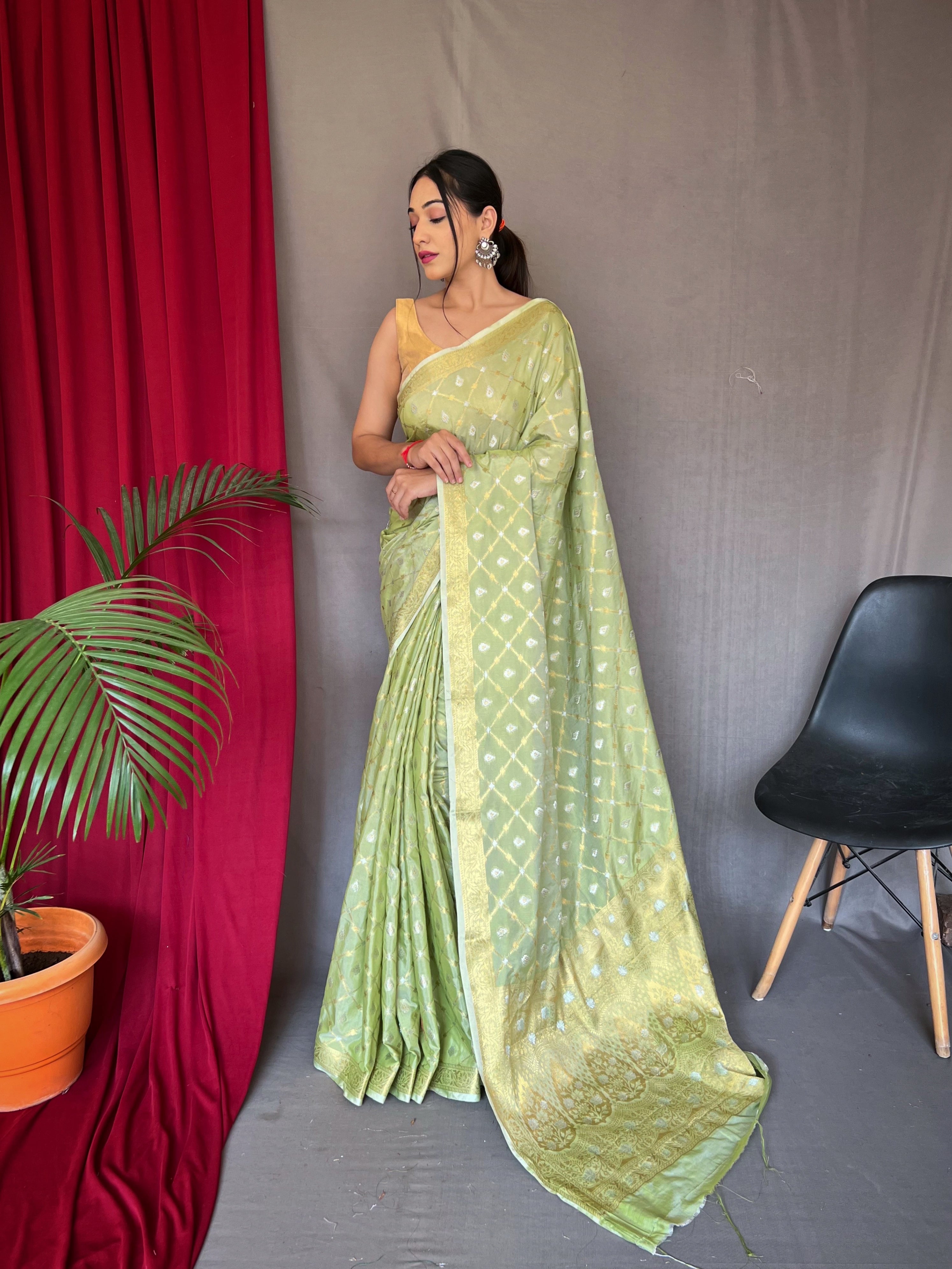 Shangrila Cotton Rose Gold Woven Saree Thistle Green Clothsvilla
